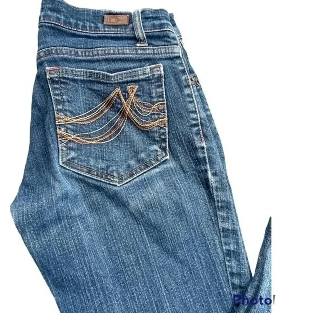 DKNY -Times Square Flare dark wash jeans size 0 EUC